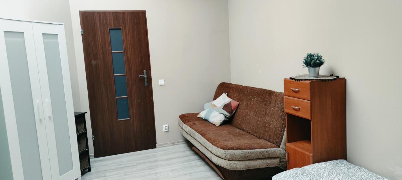 Tanie Spanie Przy Malcie - Zameldowanie Bezobslugowe - Poznań Esterno foto